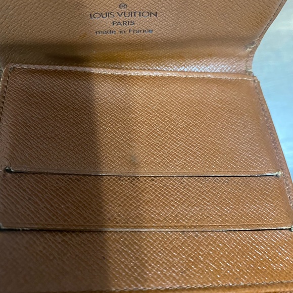Louis Vuitton Elise compact wallets in great condition - Picture 8 of 12